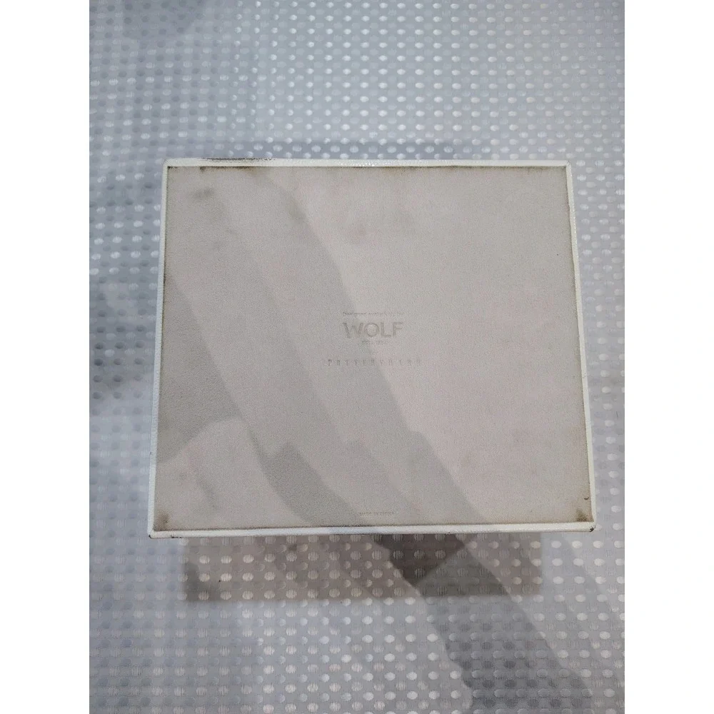 Wolf Pottery Barn Ivory Jewelry Box With Key Leatherette